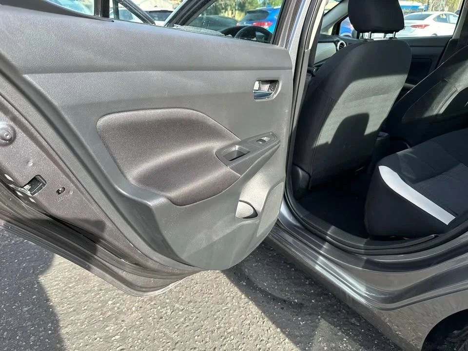 2021 Nissan Versa - Image 18 of 19