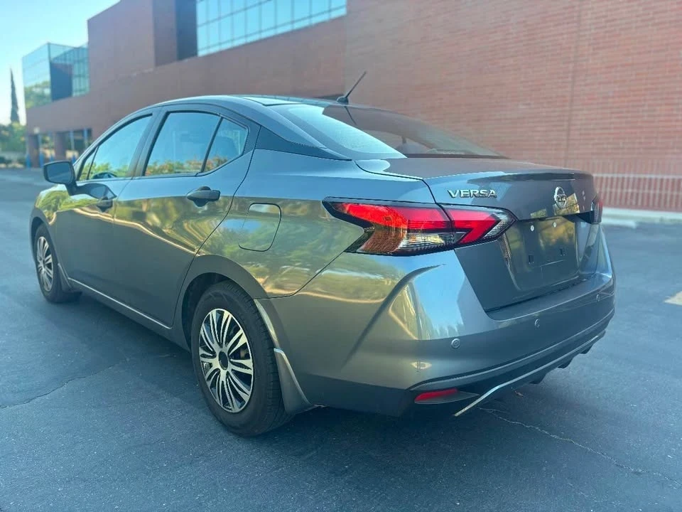 2021 Nissan Versa - Image 5 of 15