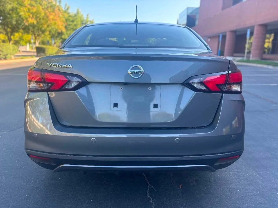 2021 Nissan Versa - Image 4 of 15