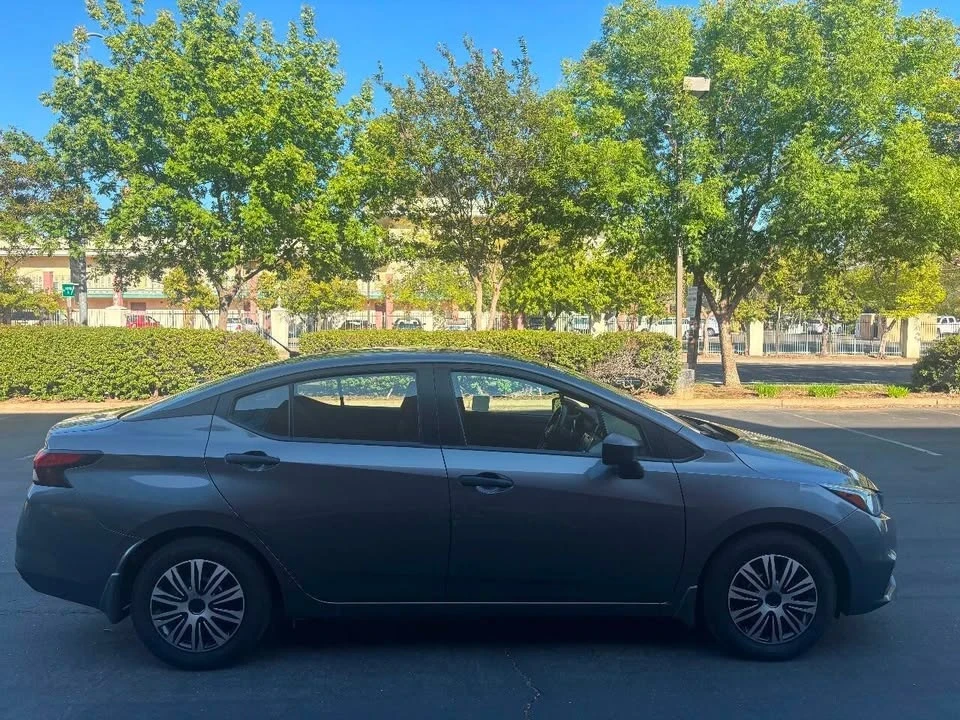 2021 Nissan Versa - Image 6 of 15