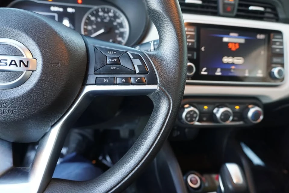 2021 Nissan Versa - Image 18 of 20