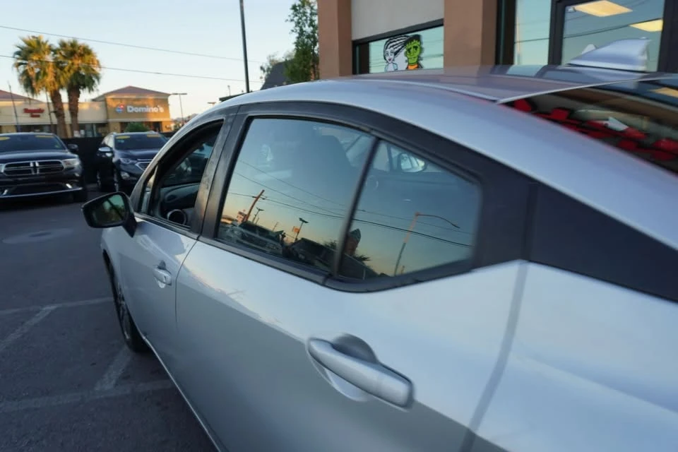 2021 Nissan Versa - Image 9 of 20