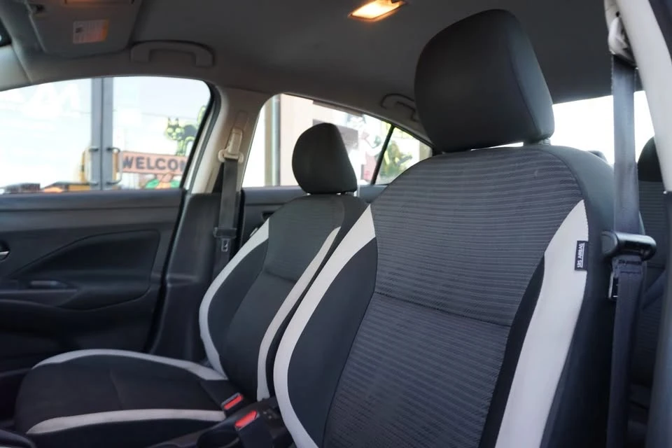 2021 Nissan Versa - Image 14 of 20