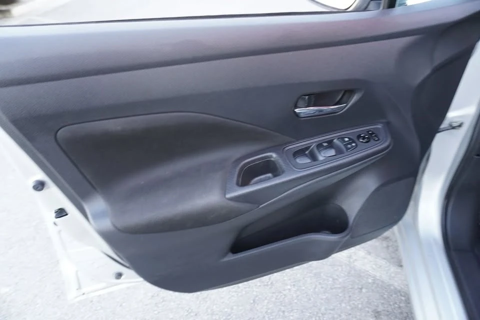 2021 Nissan Versa - Image 10 of 20