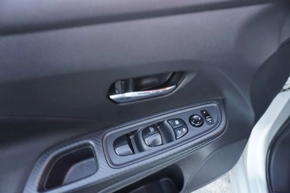 2021 Nissan Versa - Image 11 of 20