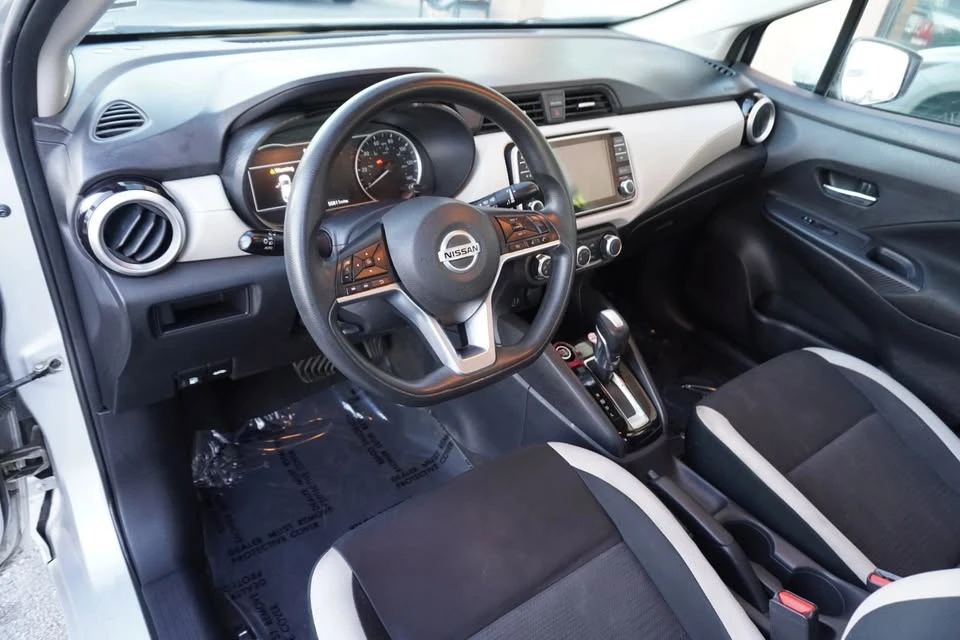 2021 Nissan Versa - Image 15 of 20