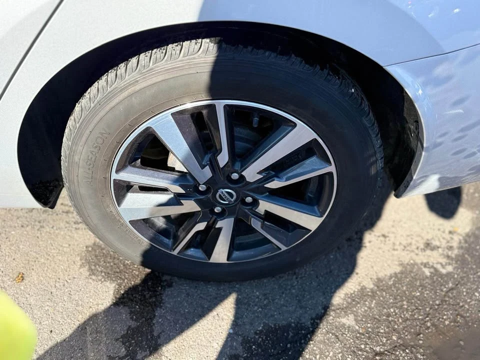 2021 Nissan Versa - Image 7 of 8