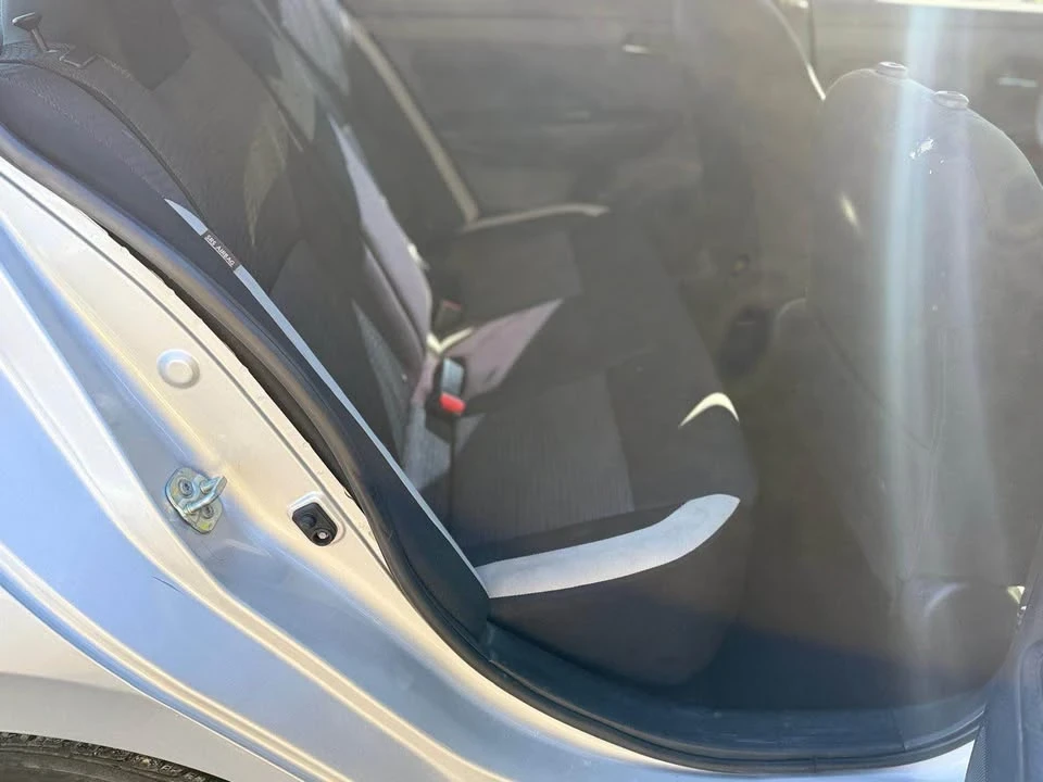 2021 Nissan Versa - Image 8 of 8