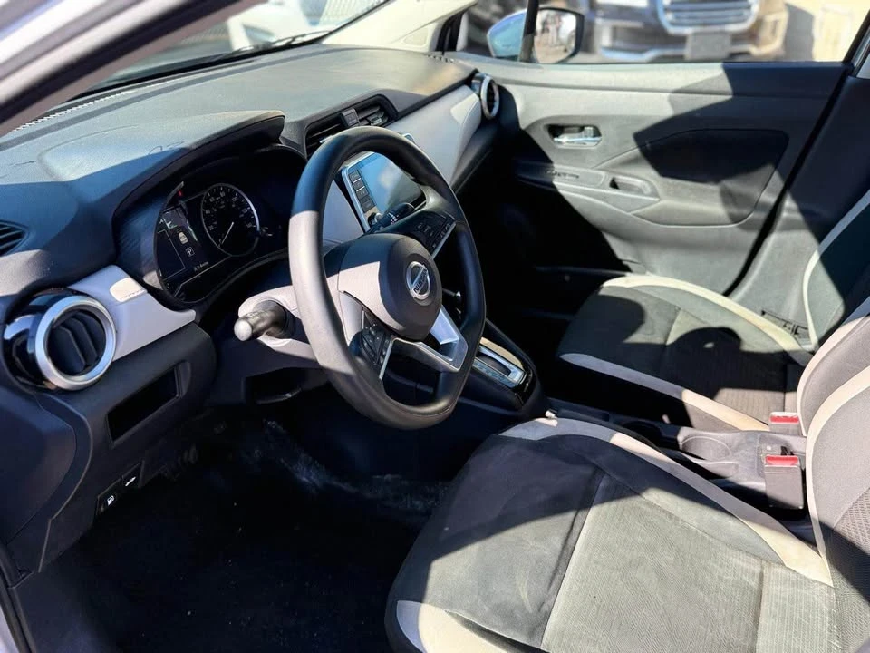 2021 Nissan Versa - Image 4 of 8
