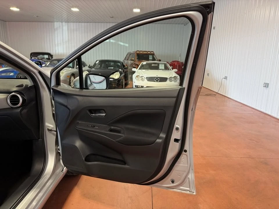 2021 Nissan Versa - Image 18 of 20