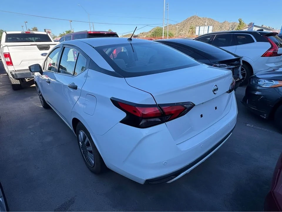 2021 Nissan Versa - Image 3 of 4