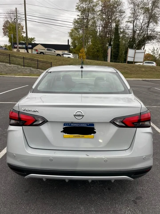 2021 Nissan Versa - Image 6 of 6