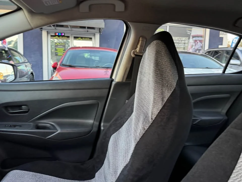 2021 Nissan Versa - Image 13 of 17