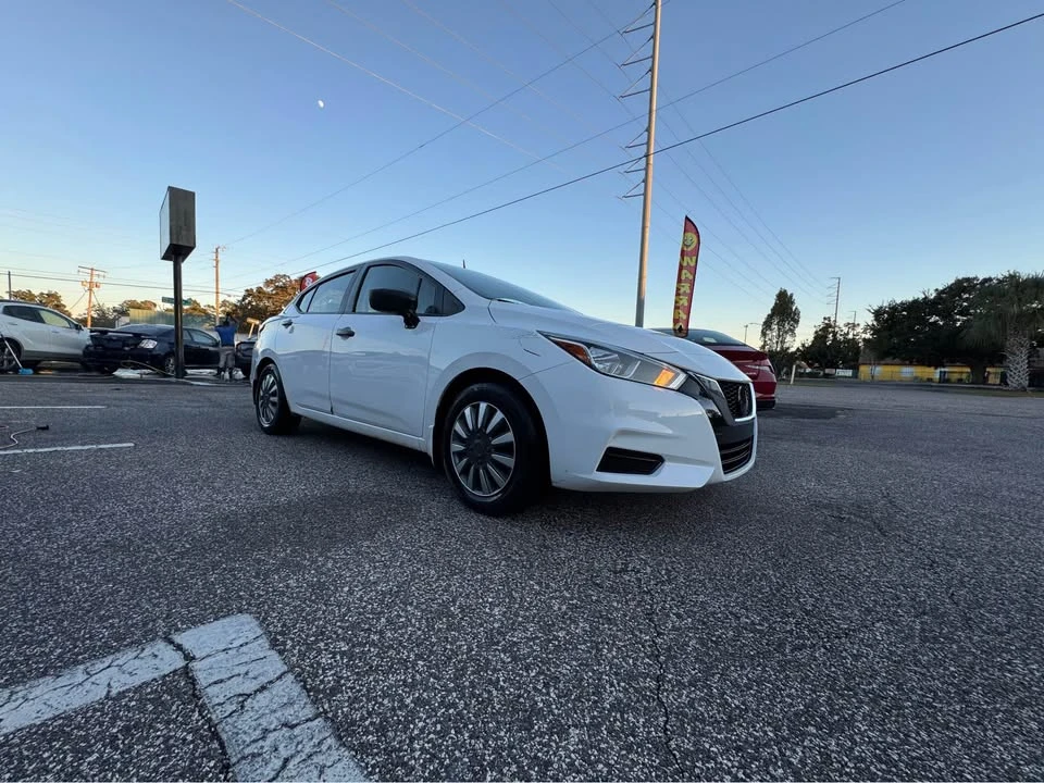 2021 Nissan Versa - Image 5 of 17