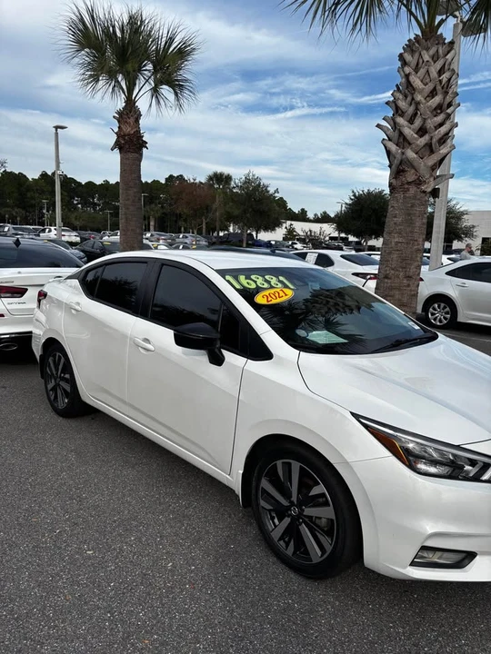2021 Nissan Versa - Image 2 of 5