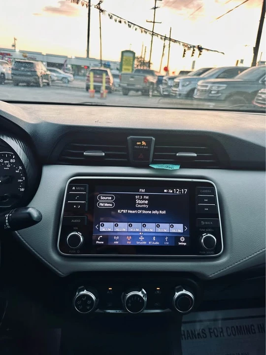 2021 Nissan Versa - Image 12 of 15