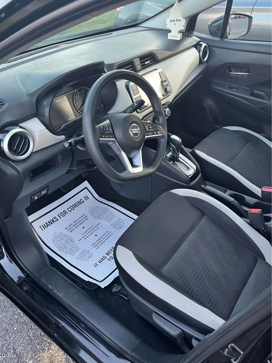 2021 Nissan Versa - Image 5 of 13