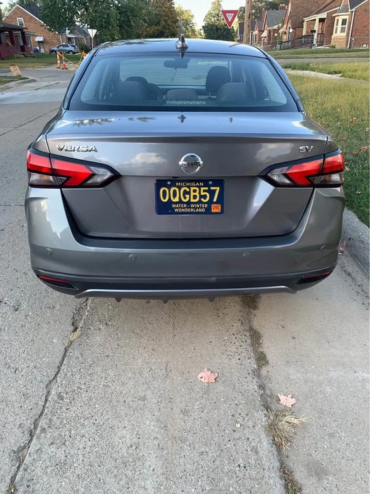2021 Nissan Versa - Image 3 of 6