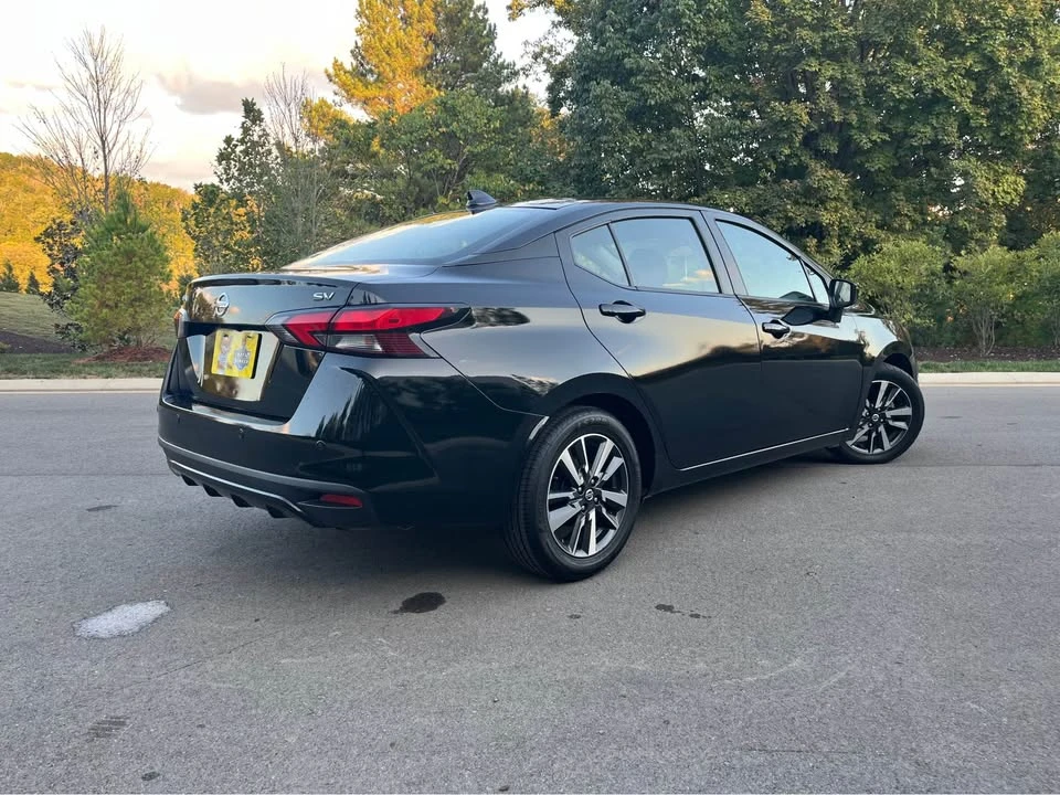 2021 Nissan Versa - Image 3 of 13