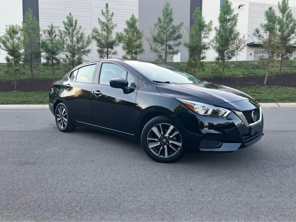 2021 Nissan Versa - Image 2 of 13
