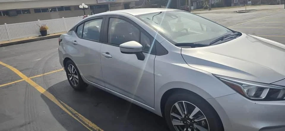 2021 Nissan Versa - Image 3 of 11