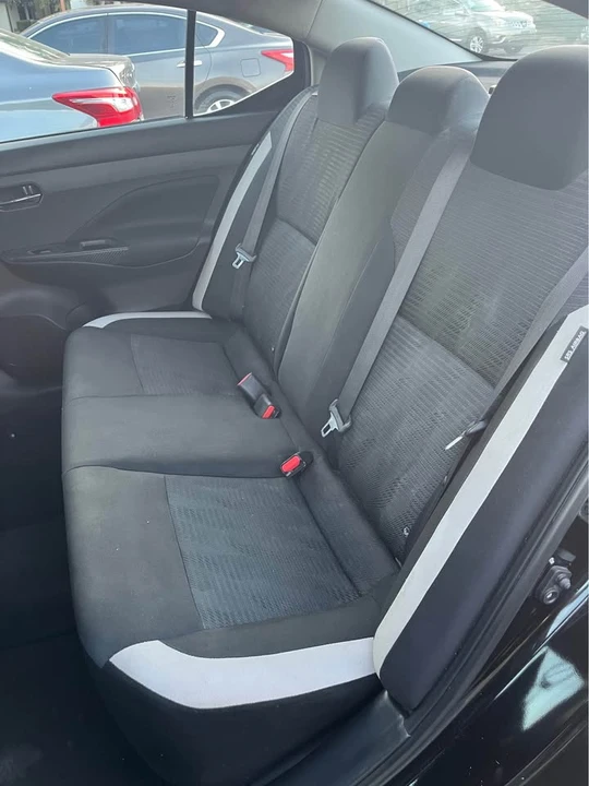 2021 Nissan Versa - Image 10 of 13