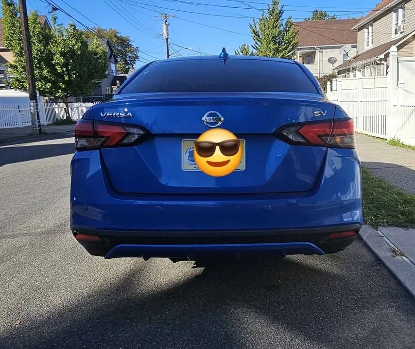 2021 Nissan Versa - Image 5 of 12