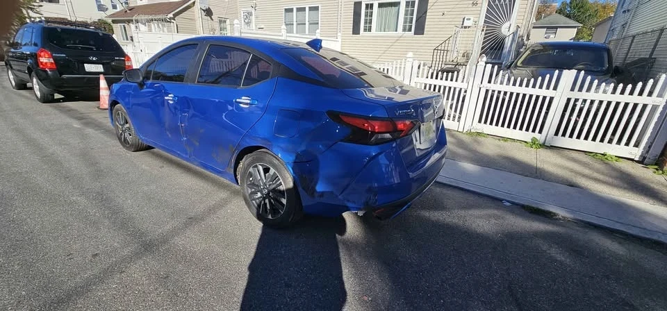 2021 Nissan Versa - Image 3 of 12
