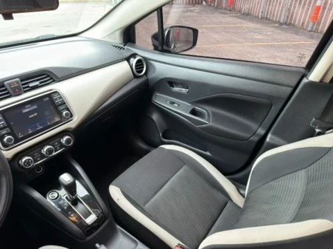 2021 Nissan Versa - Image 17 of 20