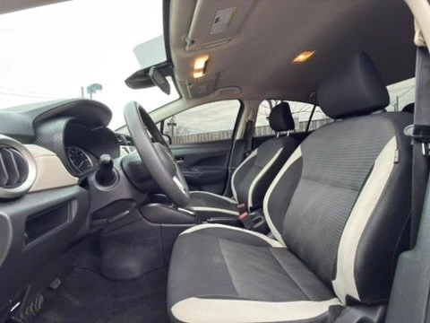 2021 Nissan Versa - Image 20 of 20