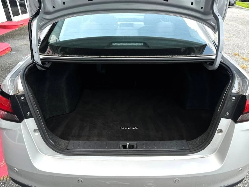 2021 Nissan Versa - Image 5 of 20