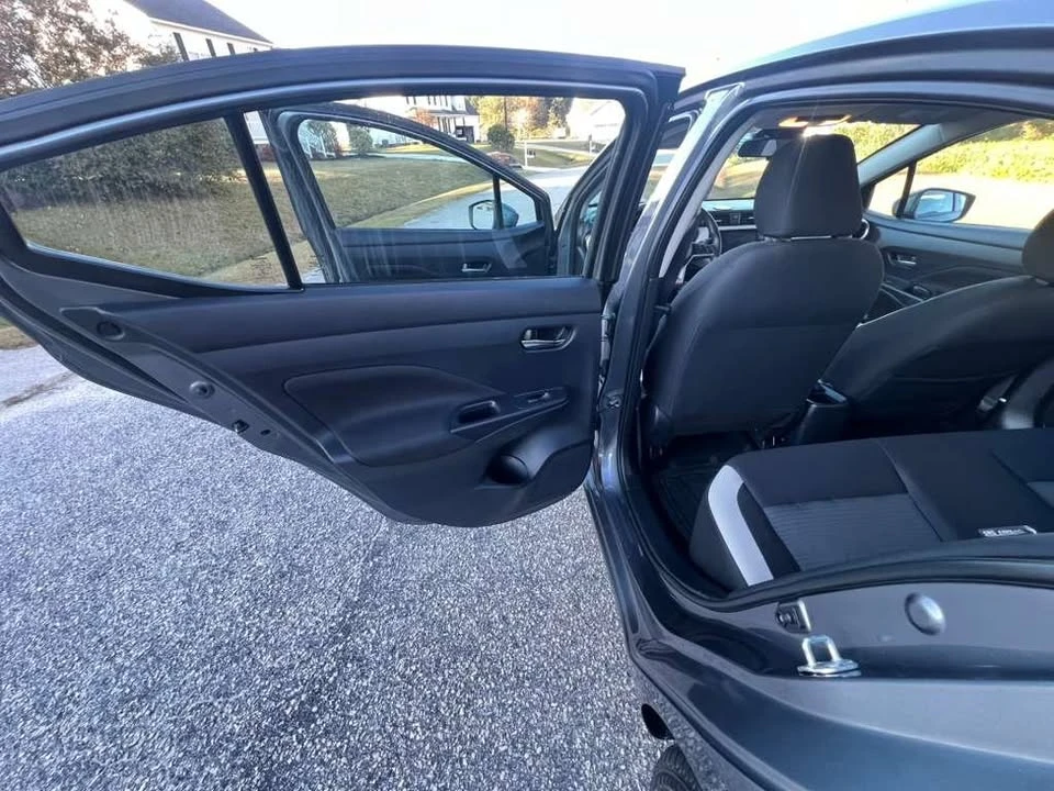 2021 Nissan Versa - Image 14 of 20