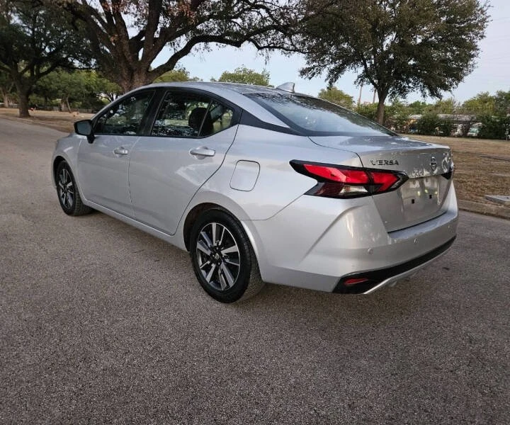 2021 Nissan Versa - Image 3 of 7