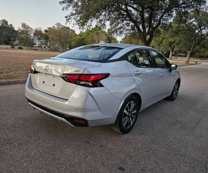 2021 Nissan Versa - Image 4 of 7