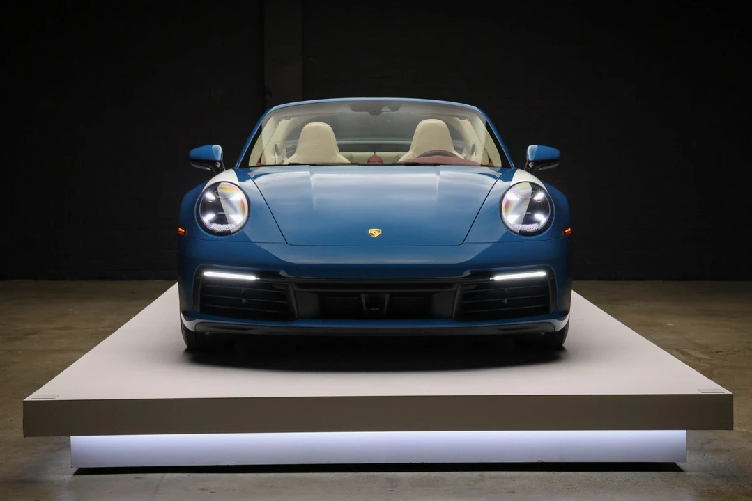 2021 Porsche 992 Targa 4 & 4S - Image 24 of 31