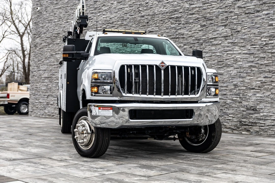 2021 International Harvester Pickup - Image 2 of 21