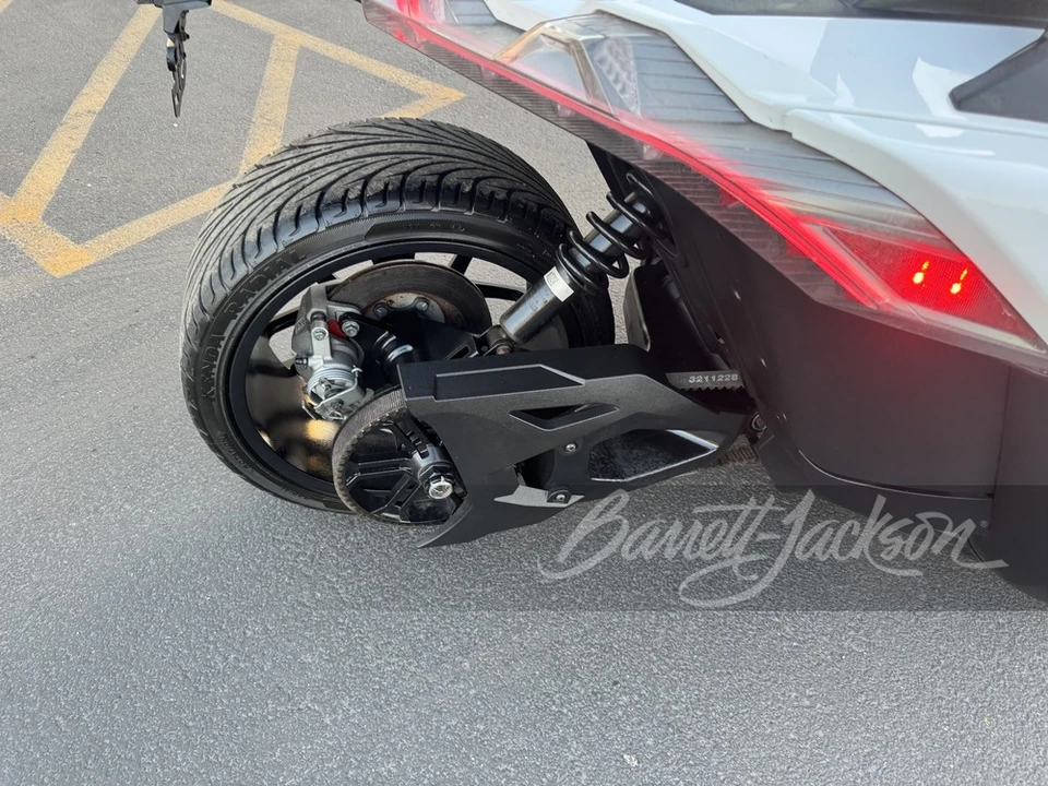 2021 Polaris Slingshot - Image 13 of 13