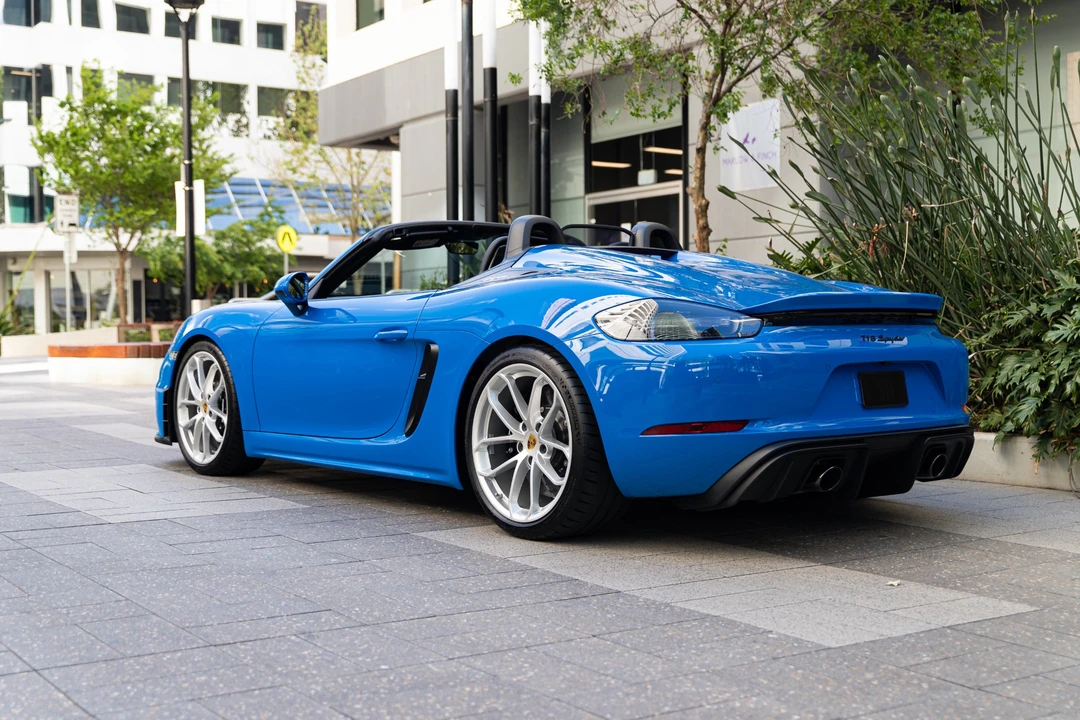 2021 Porsche 718 Boxster Spyder - Image 8 of 31