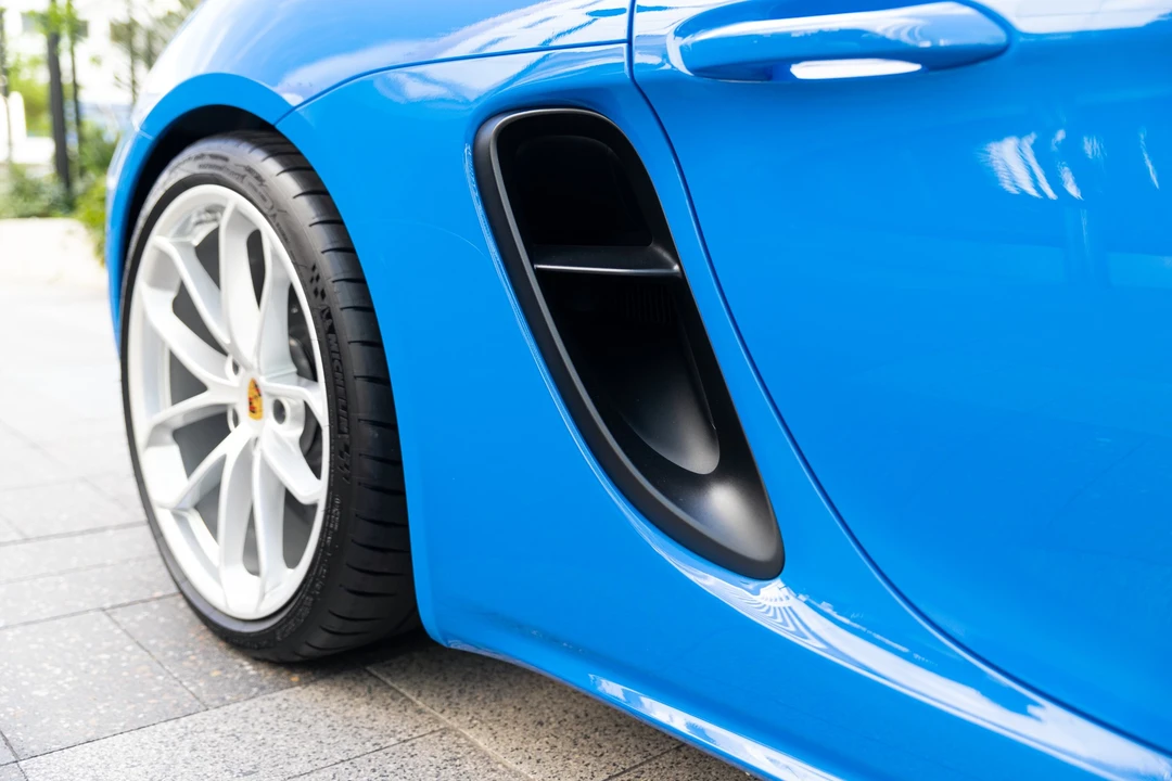 2021 Porsche 718 Boxster Spyder - Image 24 of 31