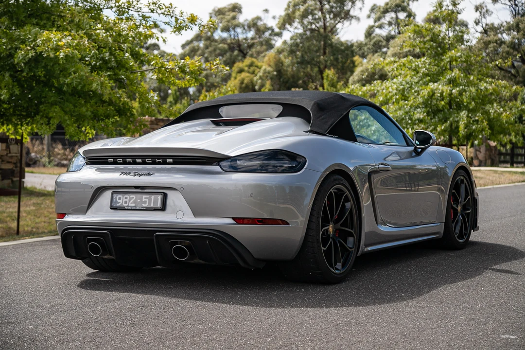 2021 Porsche 718 Boxster Spyder - Image 8 of 31