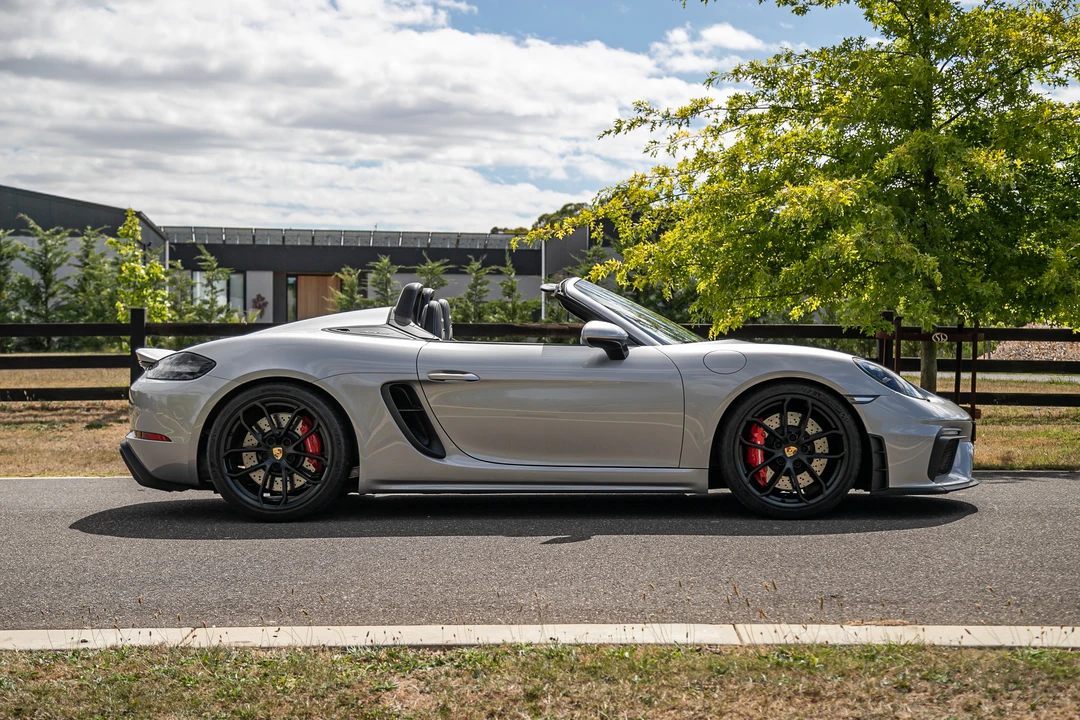 2021 Porsche 718 Boxster Spyder - Image 9 of 31
