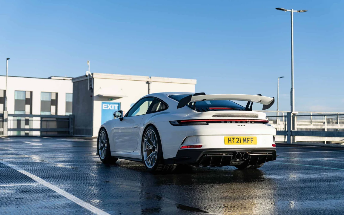 2021 Porsche 992 GT3 - Image 6 of 31