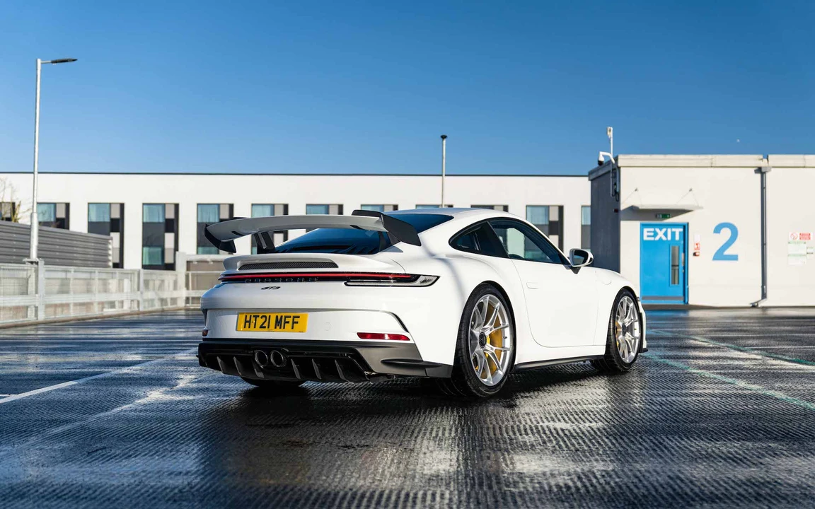 2021 Porsche 992 GT3 - Image 24 of 31