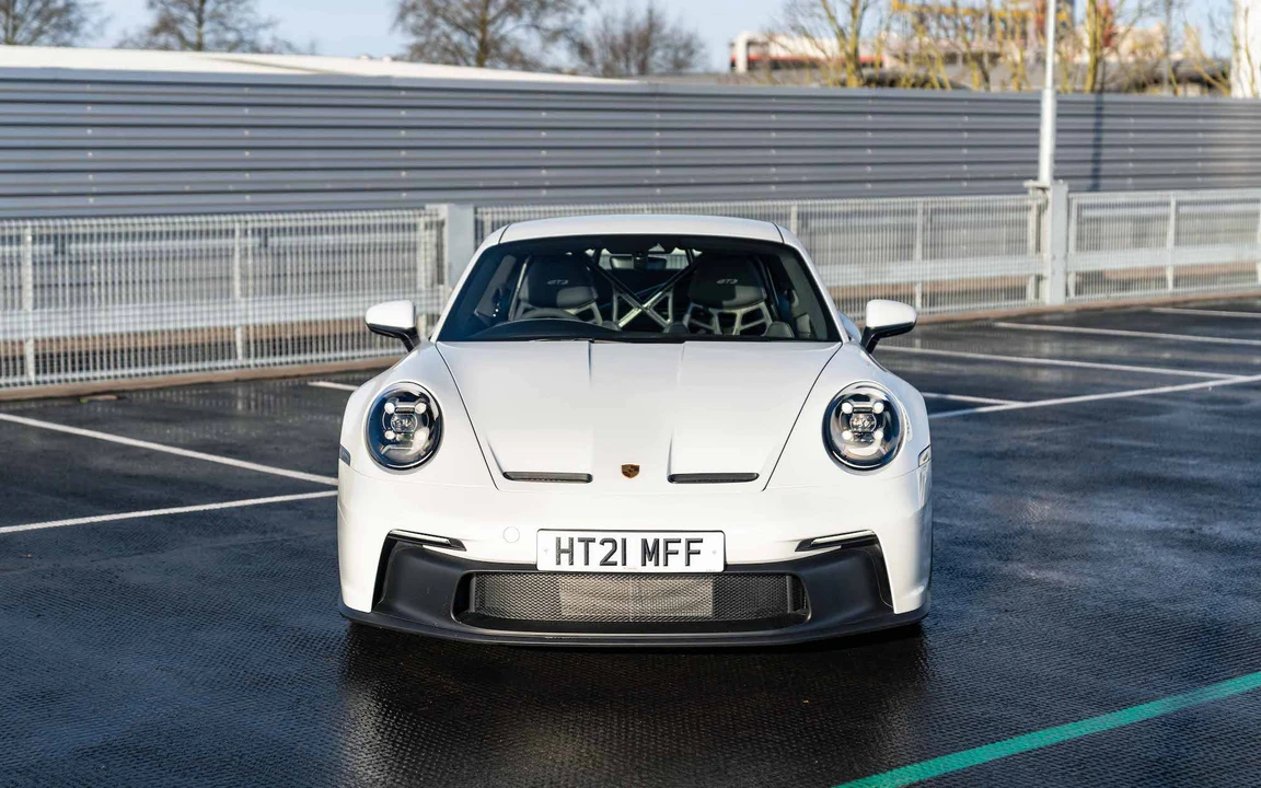 2021 Porsche 992 GT3 - Image 17 of 31