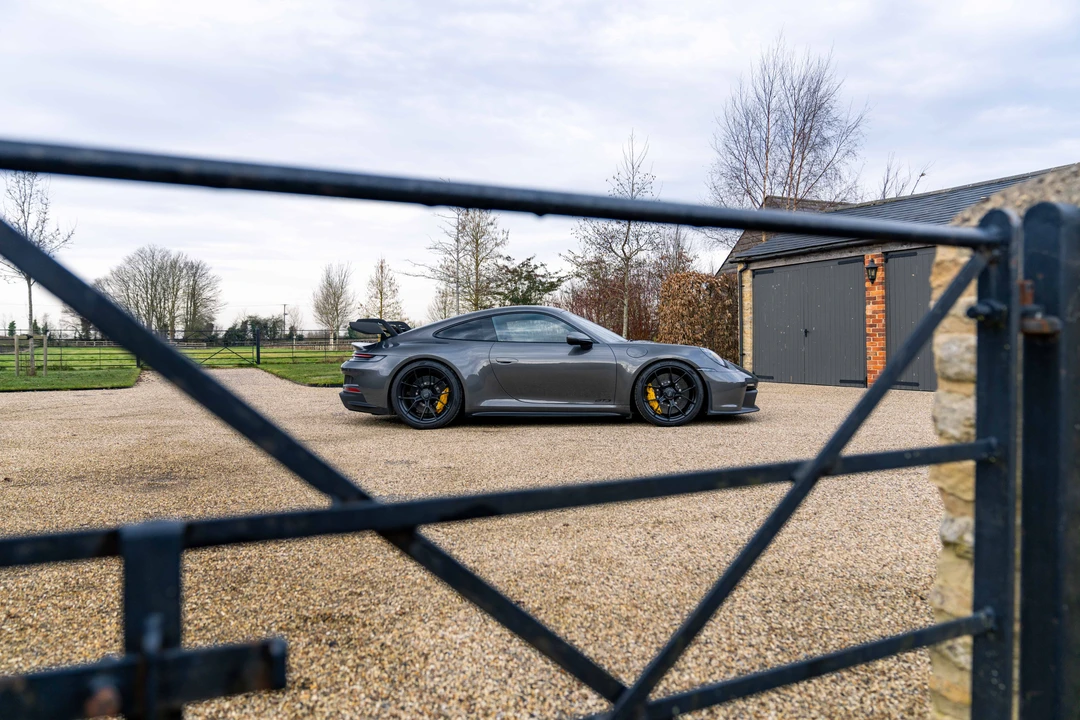 2021 Porsche 992 GT3 - Image 21 of 31