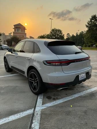 2021 Porsche Macan - Image 4 of 10