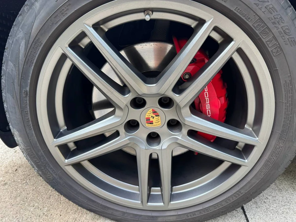 2021 Porsche Macan GTS - Image 19 of 22