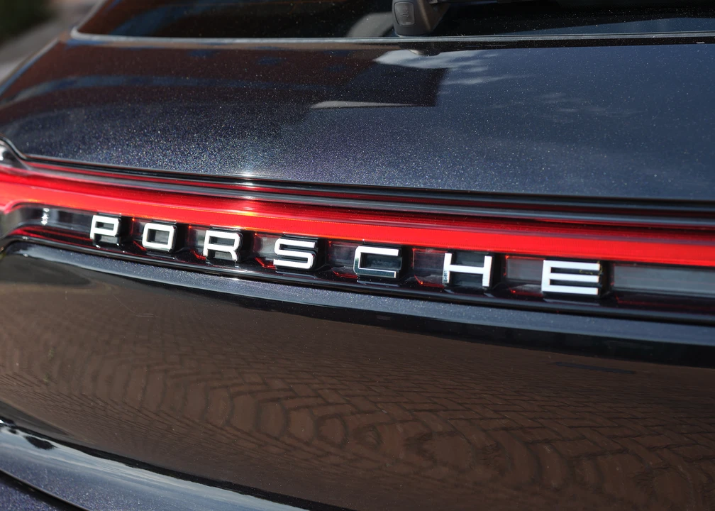 2019 Porsche Macan S - Image 26 of 31