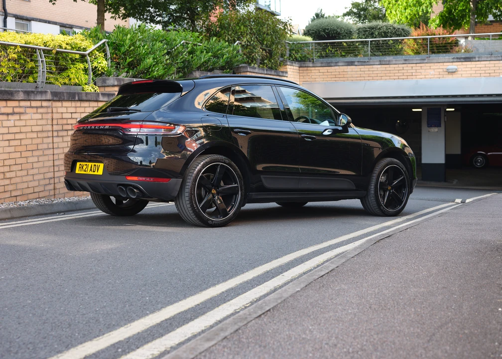 2019 Porsche Macan S - Image 12 of 31