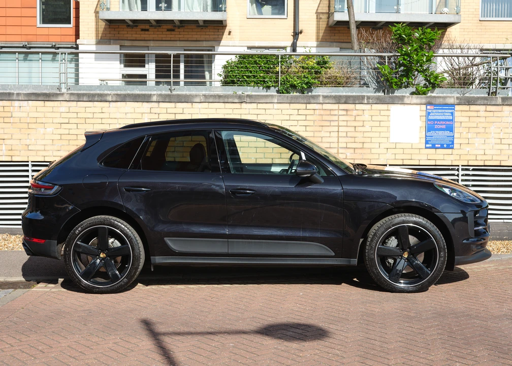2019 Porsche Macan S - Image 9 of 31